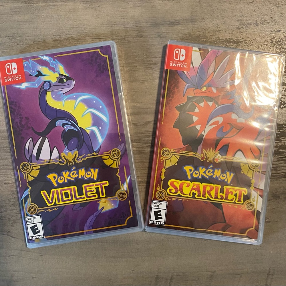 Nintendo Switch Pokemon Violet & Scarlet games.
